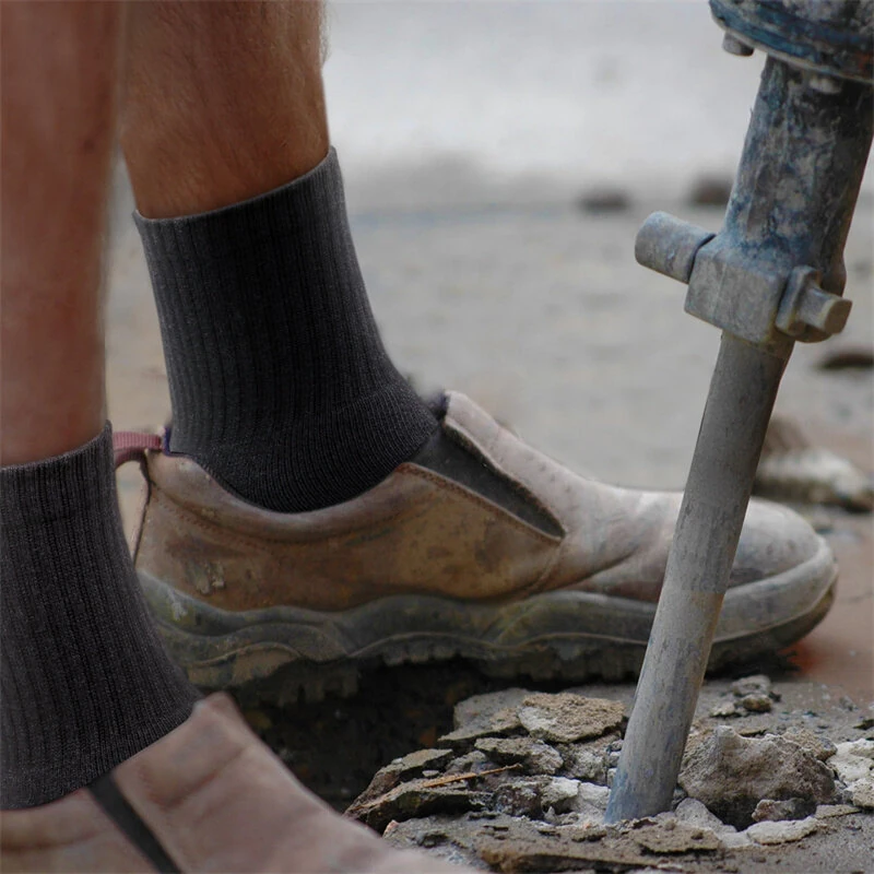 (image for) YUEDGE 5 Pairs Men Sports Cotton Socks Athletic Cushioned Hiking Walking Socks Terry Thermal Socks Moisture Wicking Casual Socks Fitness Socks